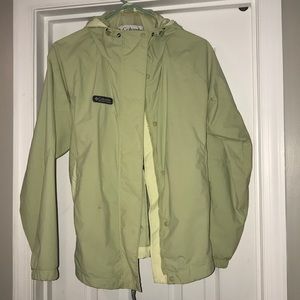Ladies Columbia wind breaker
